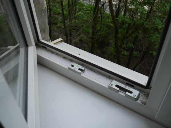 Crank Window Repair in Estero